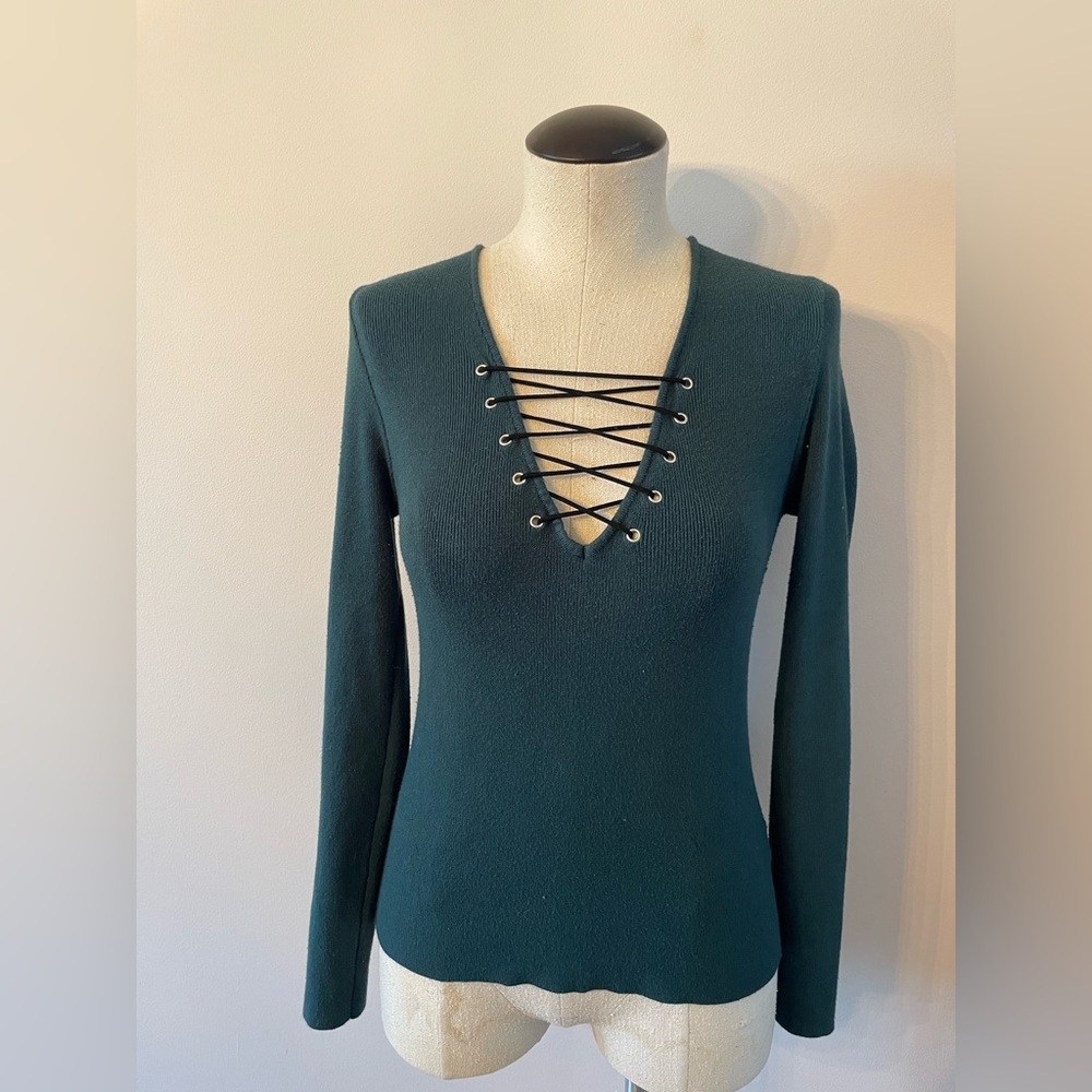 Forever 21 V Neck Sweater Top
